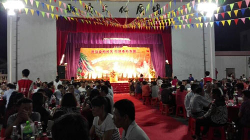 好色先生在线下载漆厂家 明邦化工走进新塘社区爱心敬老.jpg